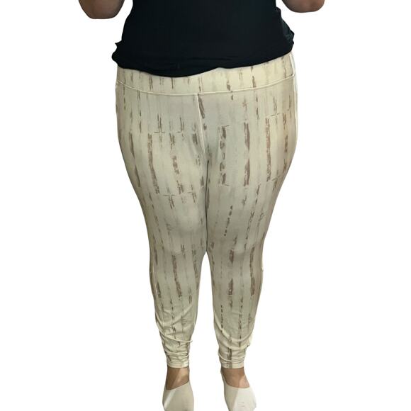 Wonderly Studio (2X) Cream Patterned Yummy Pull-On Relaxed Fit Leggings Pants - Picture 3 of 11